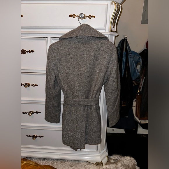 Circa 2012, Calvin Klein Grey Wool Coat, Size 6 - Picture 5 of 17